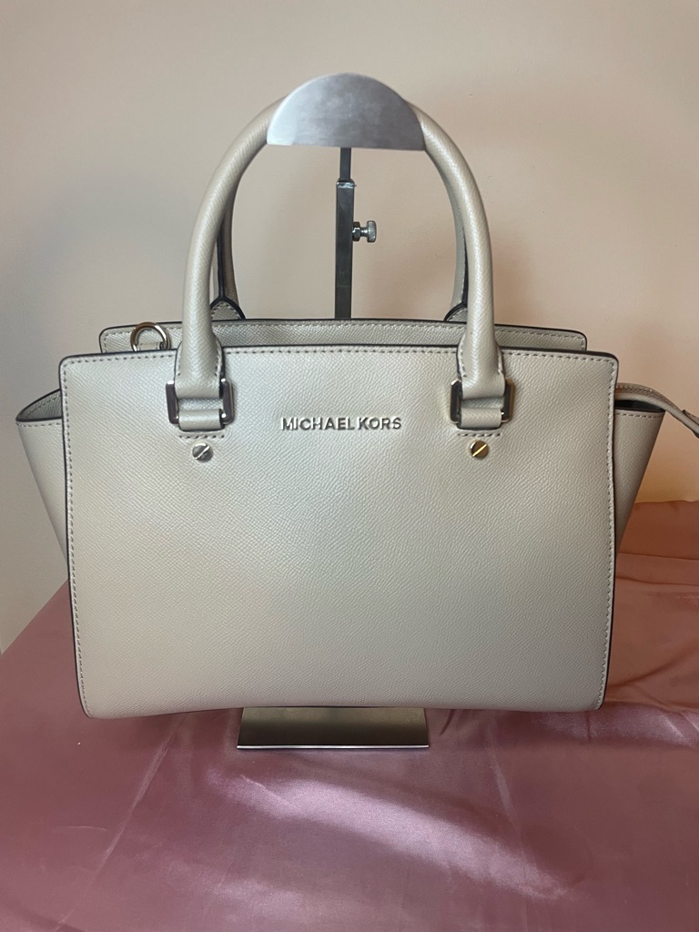 Authentic Michael Kors Purse #071nc Selma Saffiano Leather Satchel